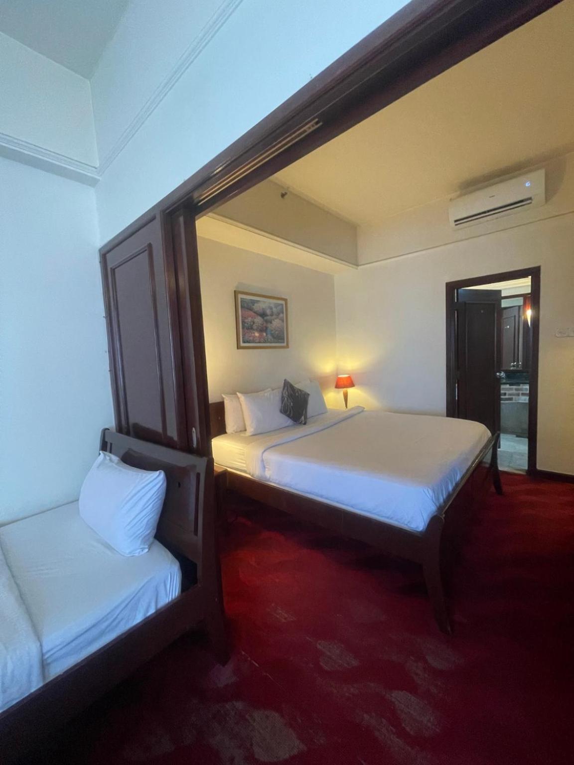 Apartment Marigold Times Square Kl *