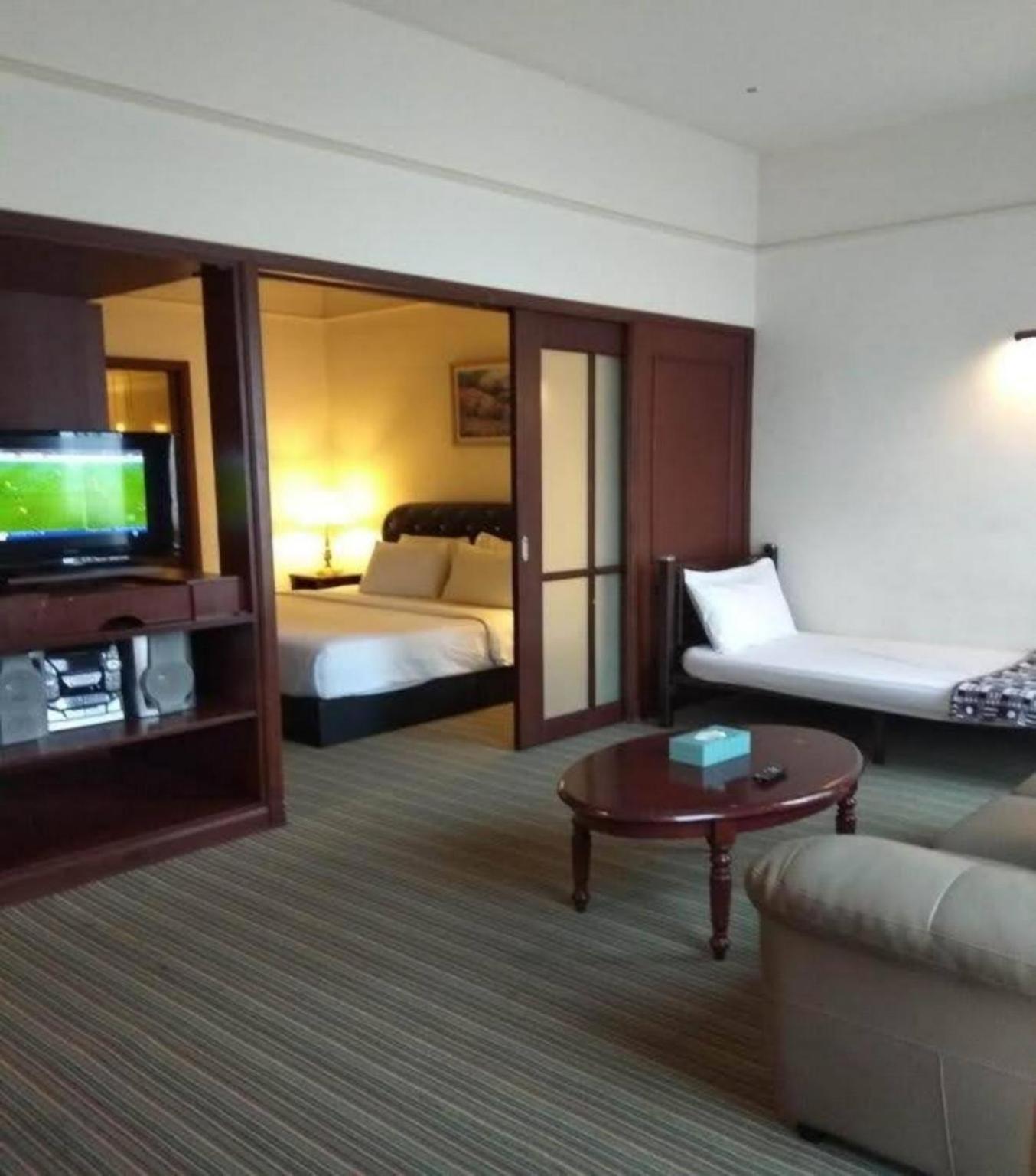 Marigold Times Square Kl Apartment